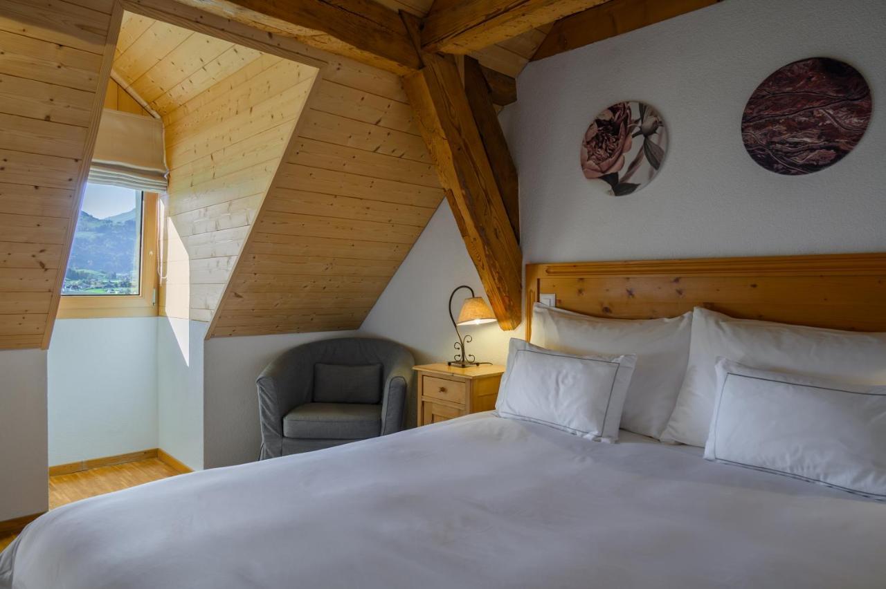 Hotel Les Montagnards