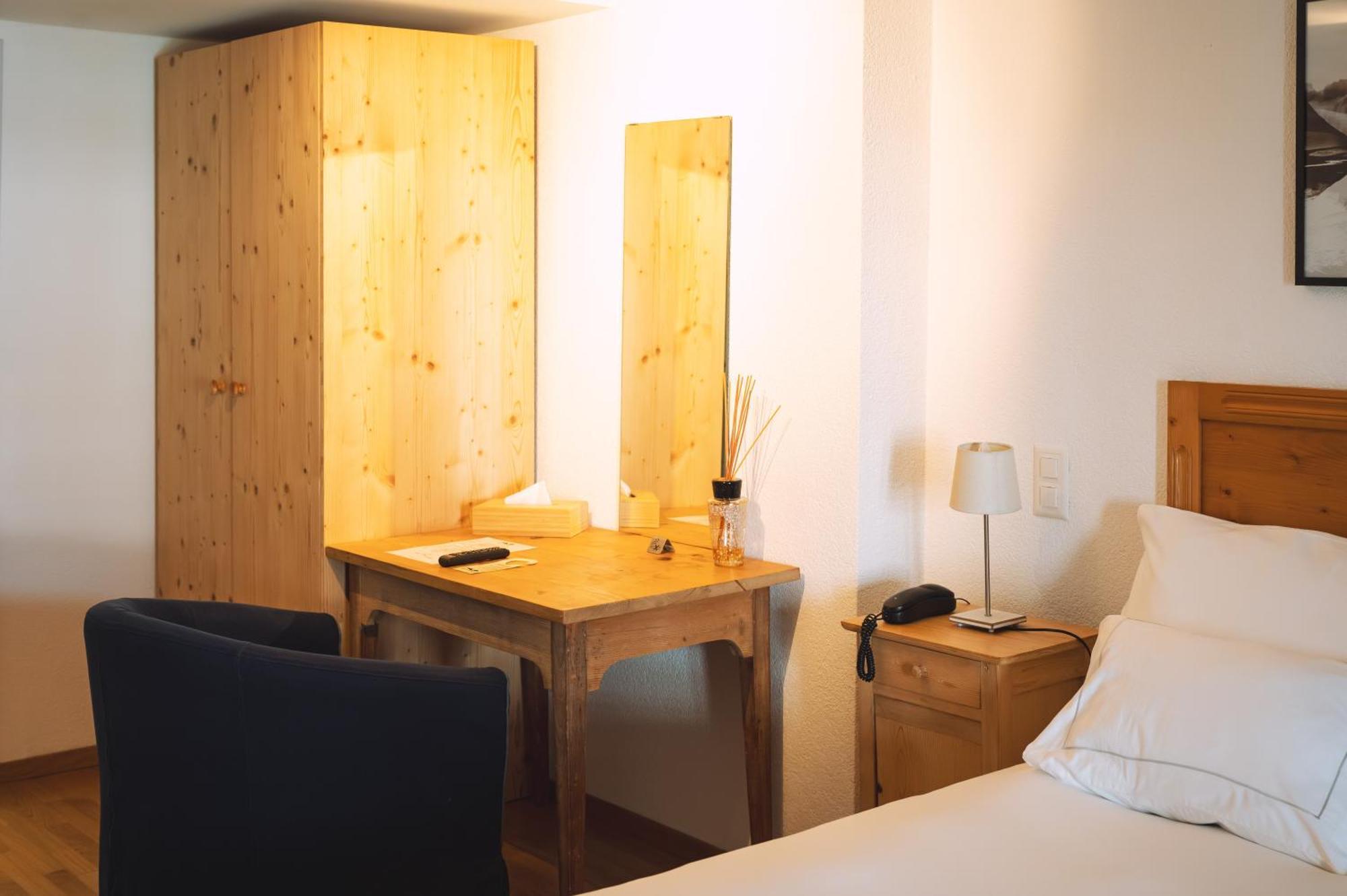 Hotel Les Montagnards 3*